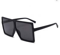 Oversize Vintage Fashion Sunglasses - Black